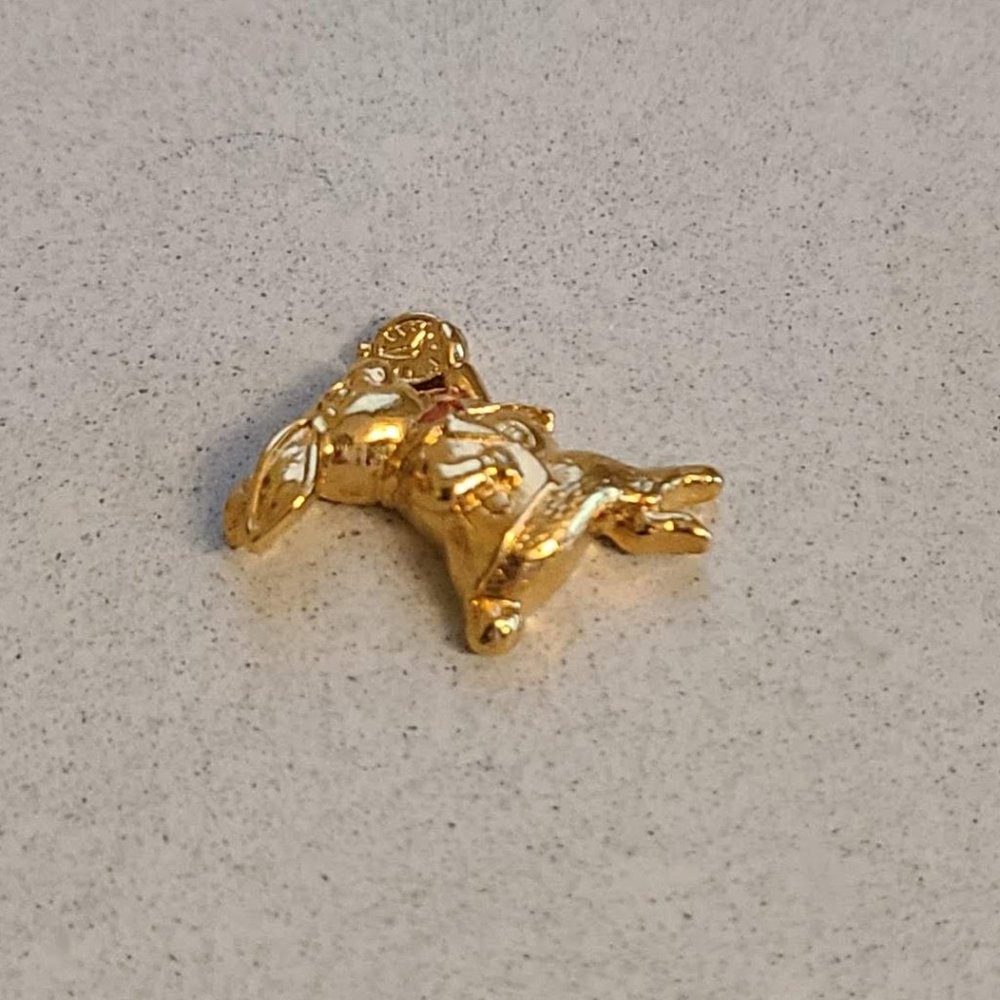 Gold Rabbit Pendant - Picture 6 of 7